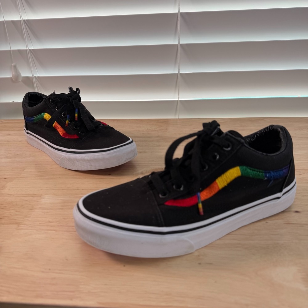 Vans Old Skool Rainbow Sneakers Women's Black Lace-Up Low Top Skate Shoes - 6.5